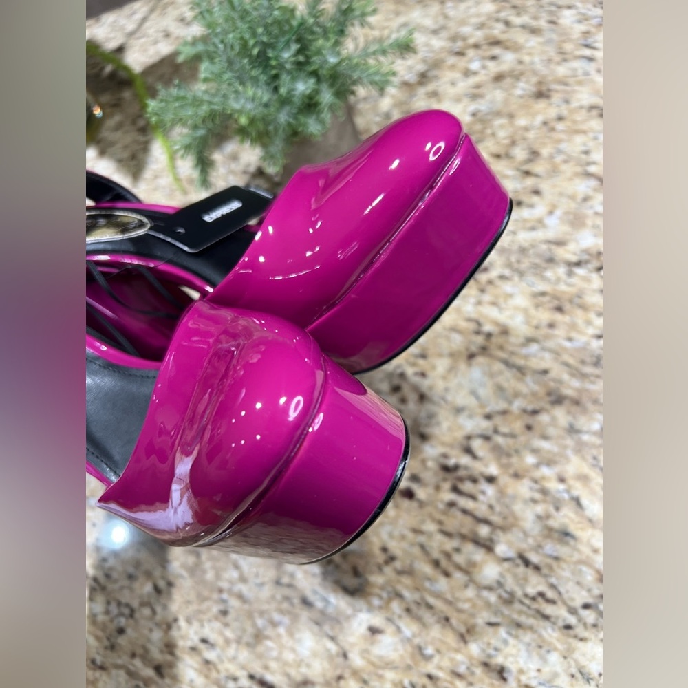 EXPRESS Purple Rounded Toe Platform Pumps 8 - Picture 8 of 11